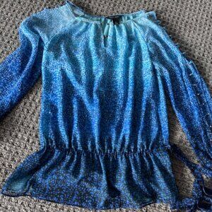 White House Black Market Women's Blue Small Blouse